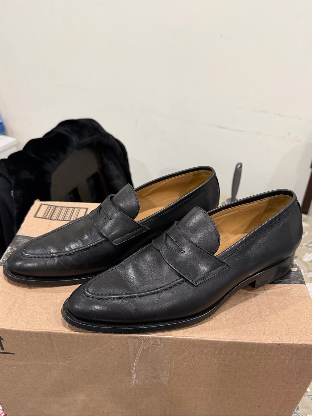 Suitsupply Black Leather Men’s Penny Loafers Size 9 Worn Twice